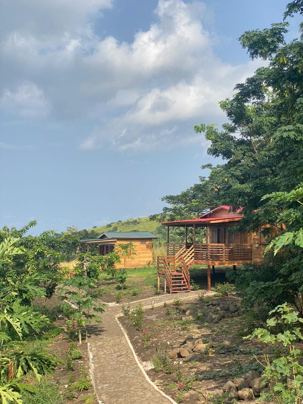 Monte Mar Saotome Villa Morro Peixe Exterior photo